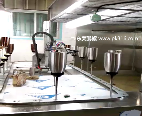 不銹鋼保溫壺自動(dòng)噴涂機(jī).